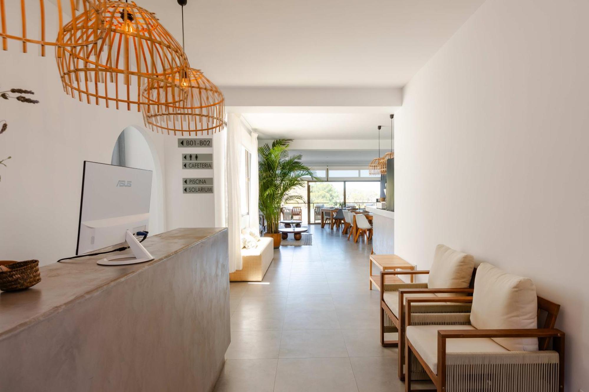 Victoria Sunset Suites Sant Antoni de Portmany Dış mekan fotoğraf
