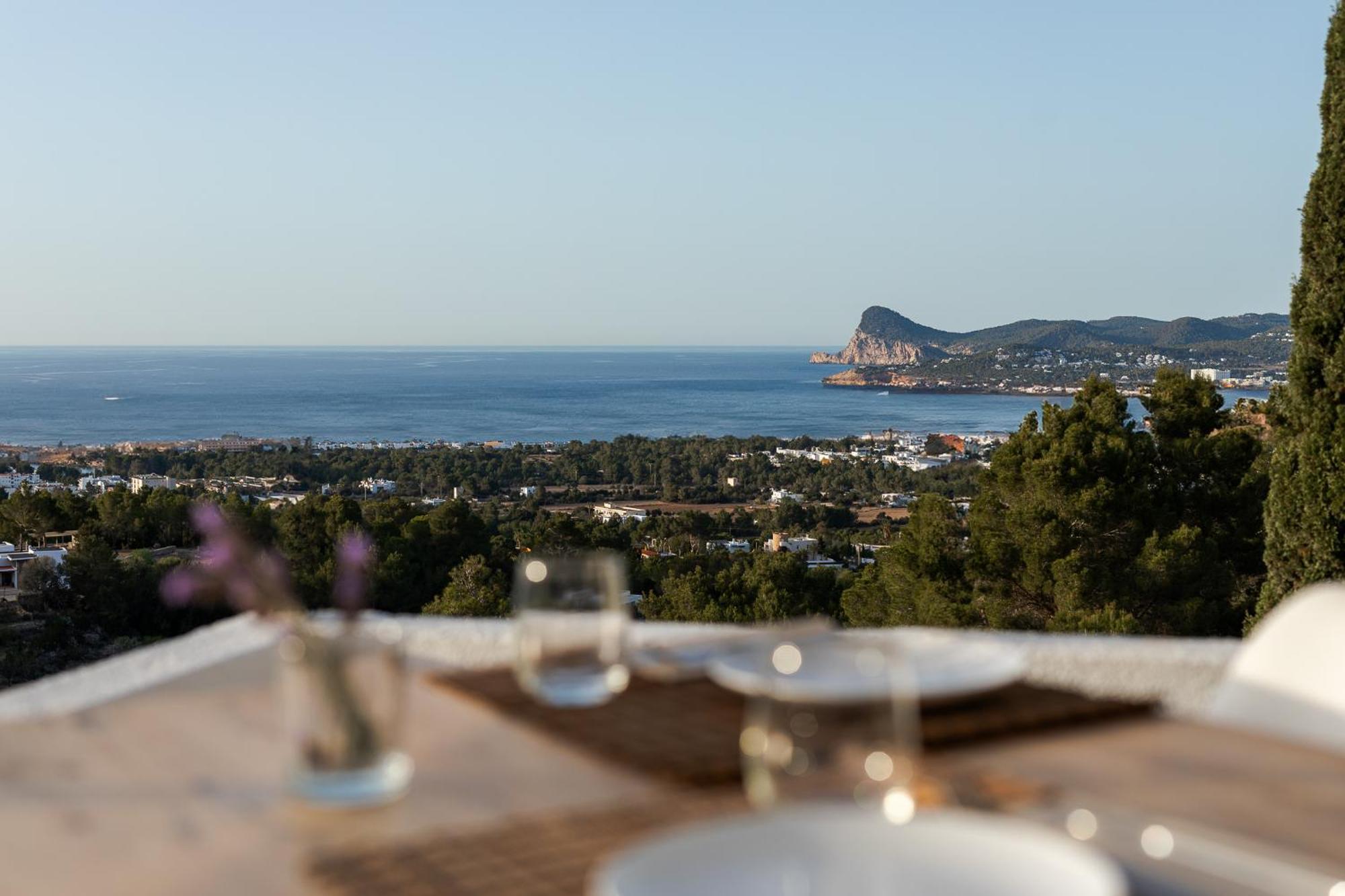 Victoria Sunset Suites Sant Antoni de Portmany Dış mekan fotoğraf
