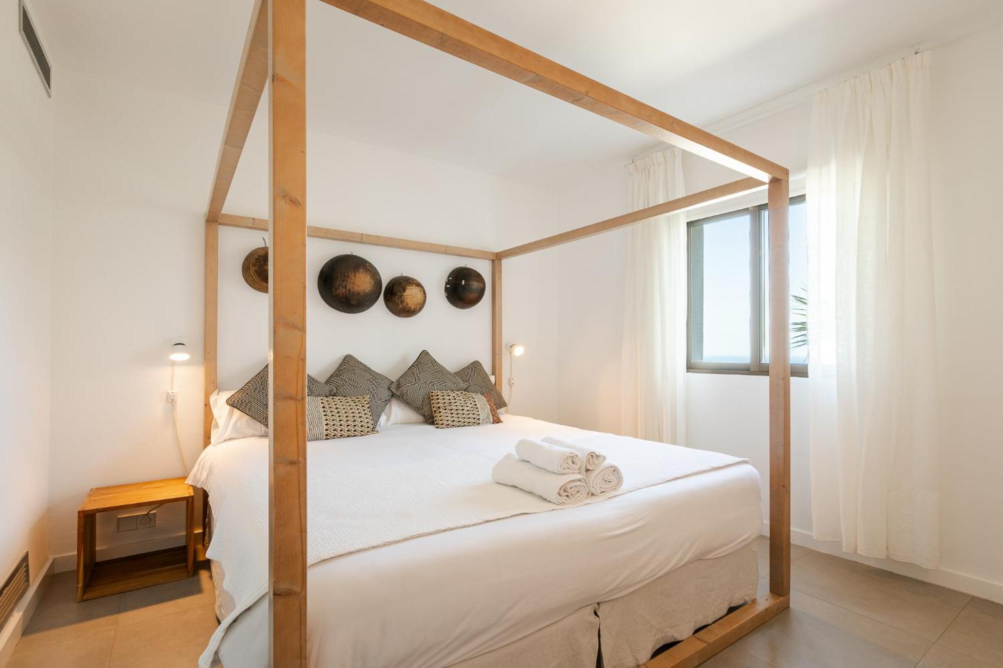Victoria Sunset Suites Sant Antoni de Portmany Dış mekan fotoğraf